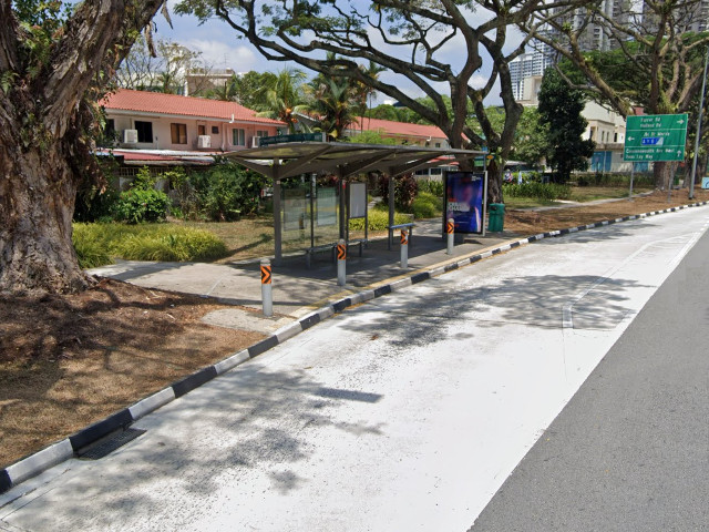 Bus Stop 11151